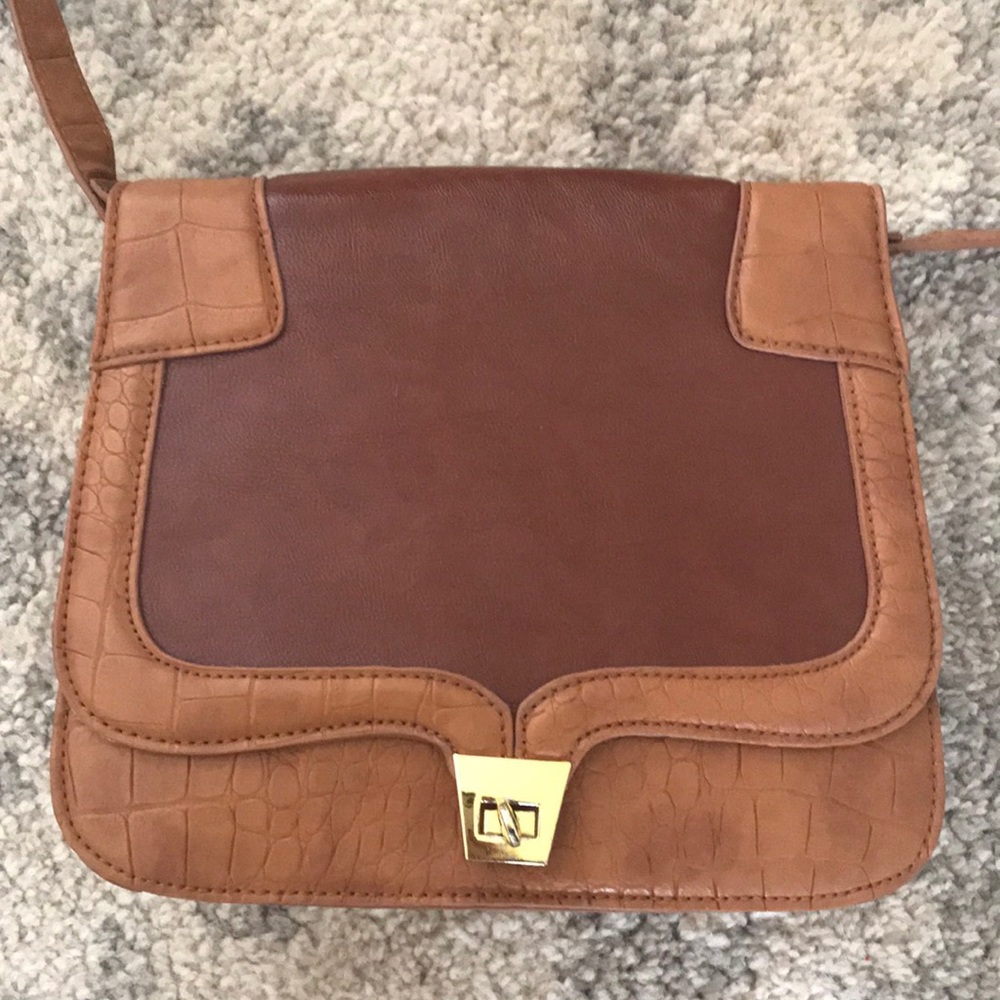 Brown faux leather purse